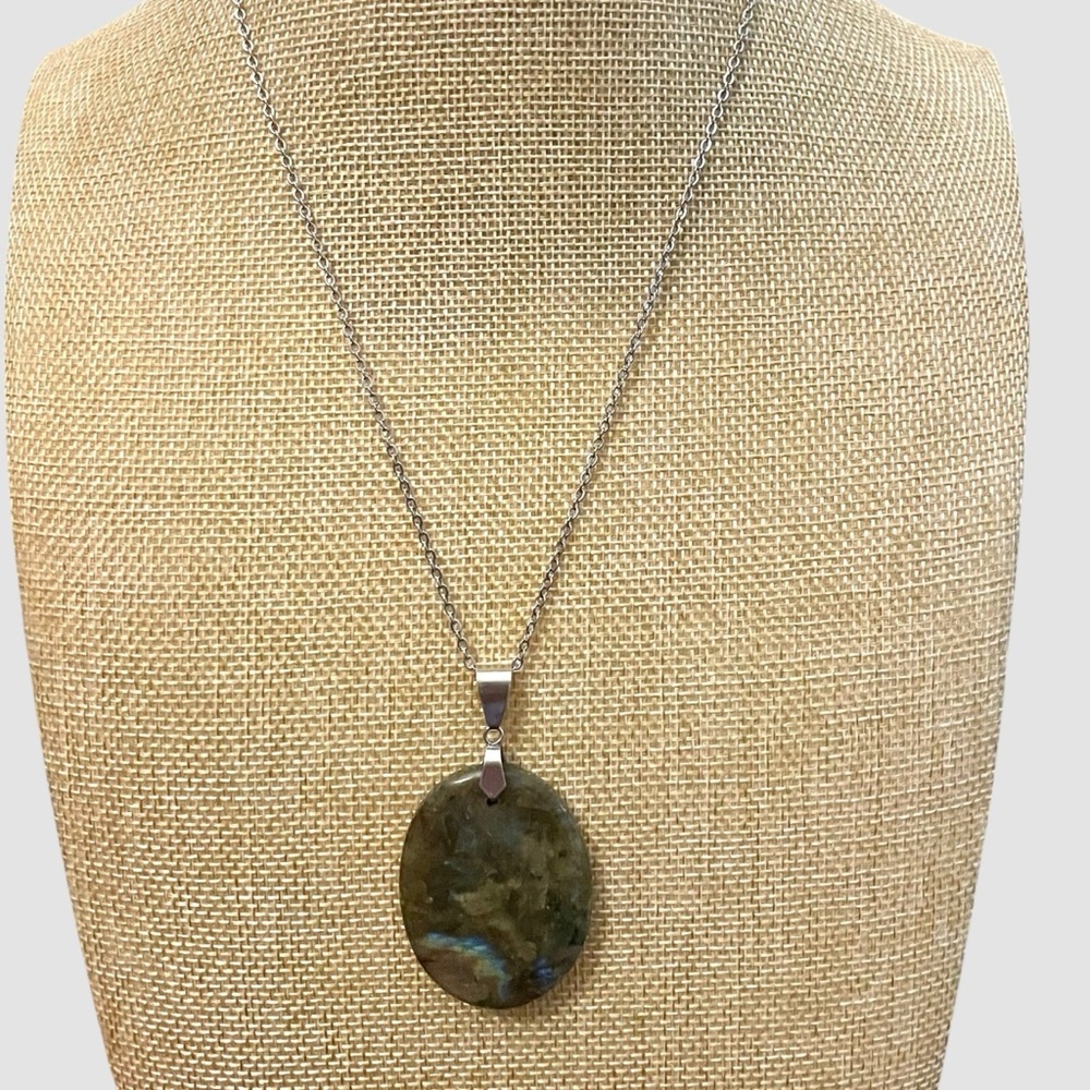 Large Green & Blue Labradorite Silver Pendant Necklace